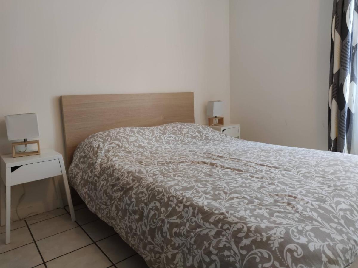 Modern 1 Bedroom Apartment Near The Metro. Ivry-sur-Seine Eksteriør bilde
