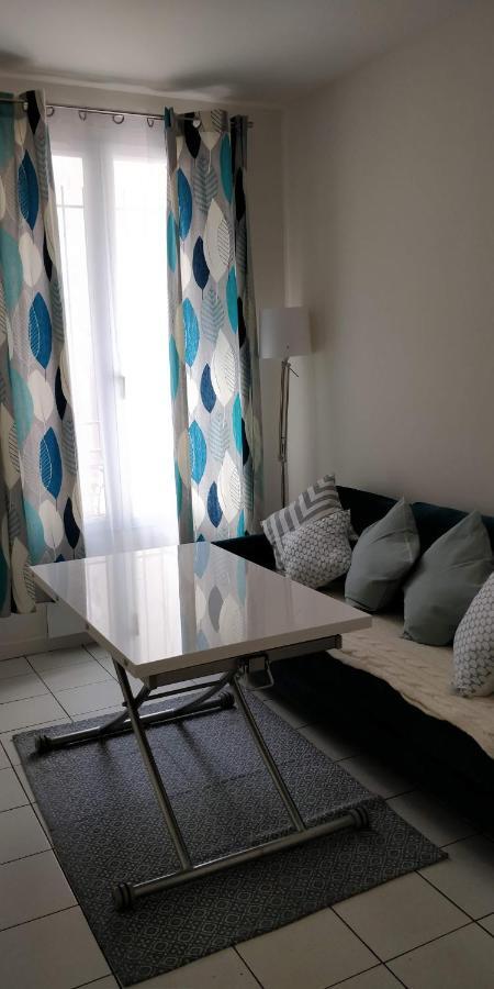 Modern 1 Bedroom Apartment Near The Metro. Ivry-sur-Seine Eksteriør bilde