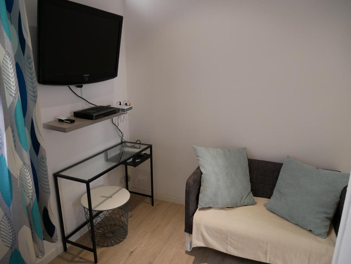 Modern 1 Bedroom Apartment Near The Metro. Ivry-sur-Seine Eksteriør bilde