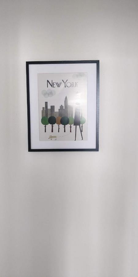 Modern 1 Bedroom Apartment Near The Metro. Ivry-sur-Seine Eksteriør bilde